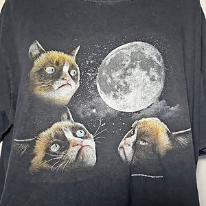 Grumpy cat shirt